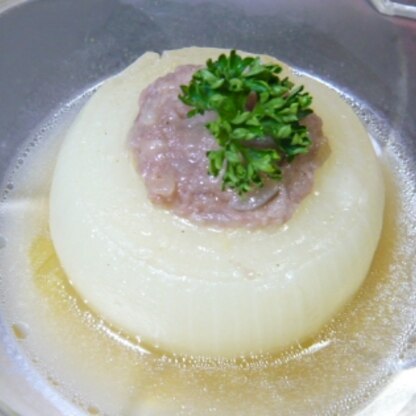 早く作ってみたくて、合挽肉を代用で作ってみました。コトコトコトコト…玉ねぎがスッゴク甘くなって美味しかったです。このあと食卓で透明さもしっかり出ましたよン＾＾♪